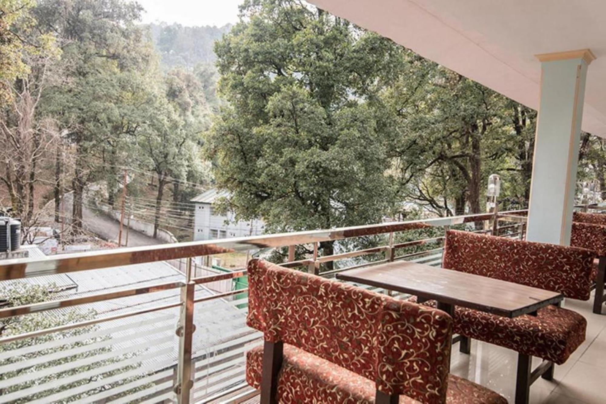 Moon Hotel Mallital, Near Nainital High Court Εξωτερικό φωτογραφία