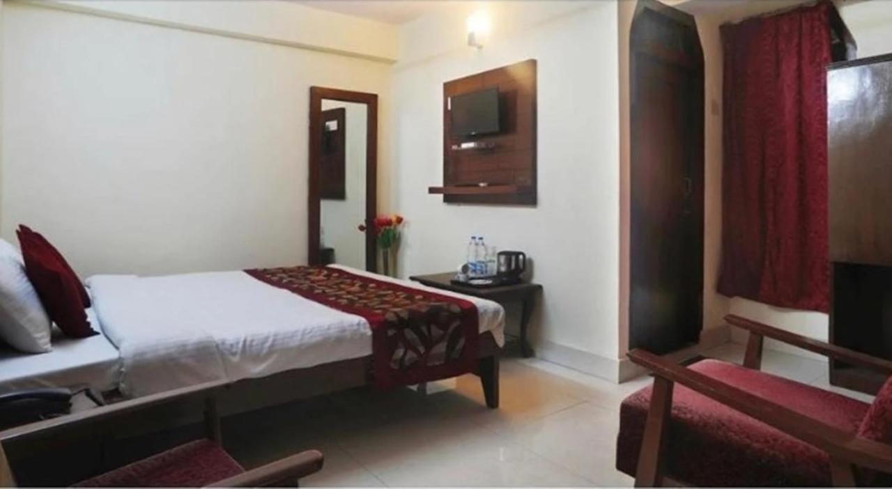 Moon Hotel Mallital, Near Nainital High Court Εξωτερικό φωτογραφία