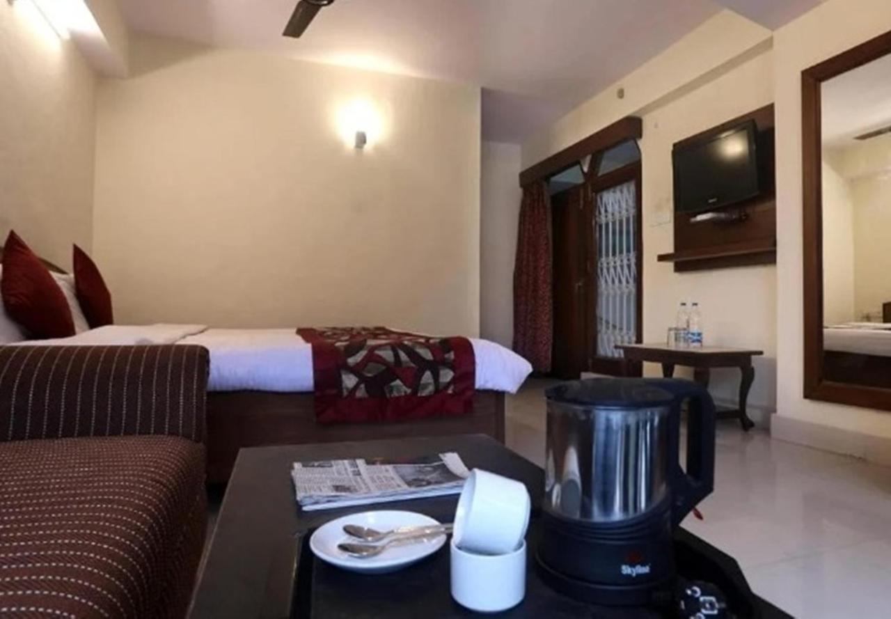 Moon Hotel Mallital, Near Nainital High Court Εξωτερικό φωτογραφία